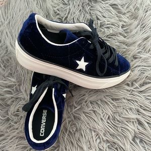 Blue velvet platform converse
